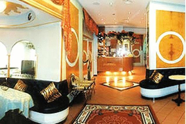 Cittiglio Hotel La Bussola מראה חיצוני תמונה
