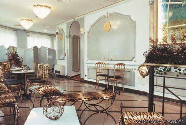 Cittiglio Hotel La Bussola מראה חיצוני תמונה